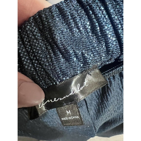 Line and Dot Metallic Party Pants wide leg NWOT - Picture 3 of 3